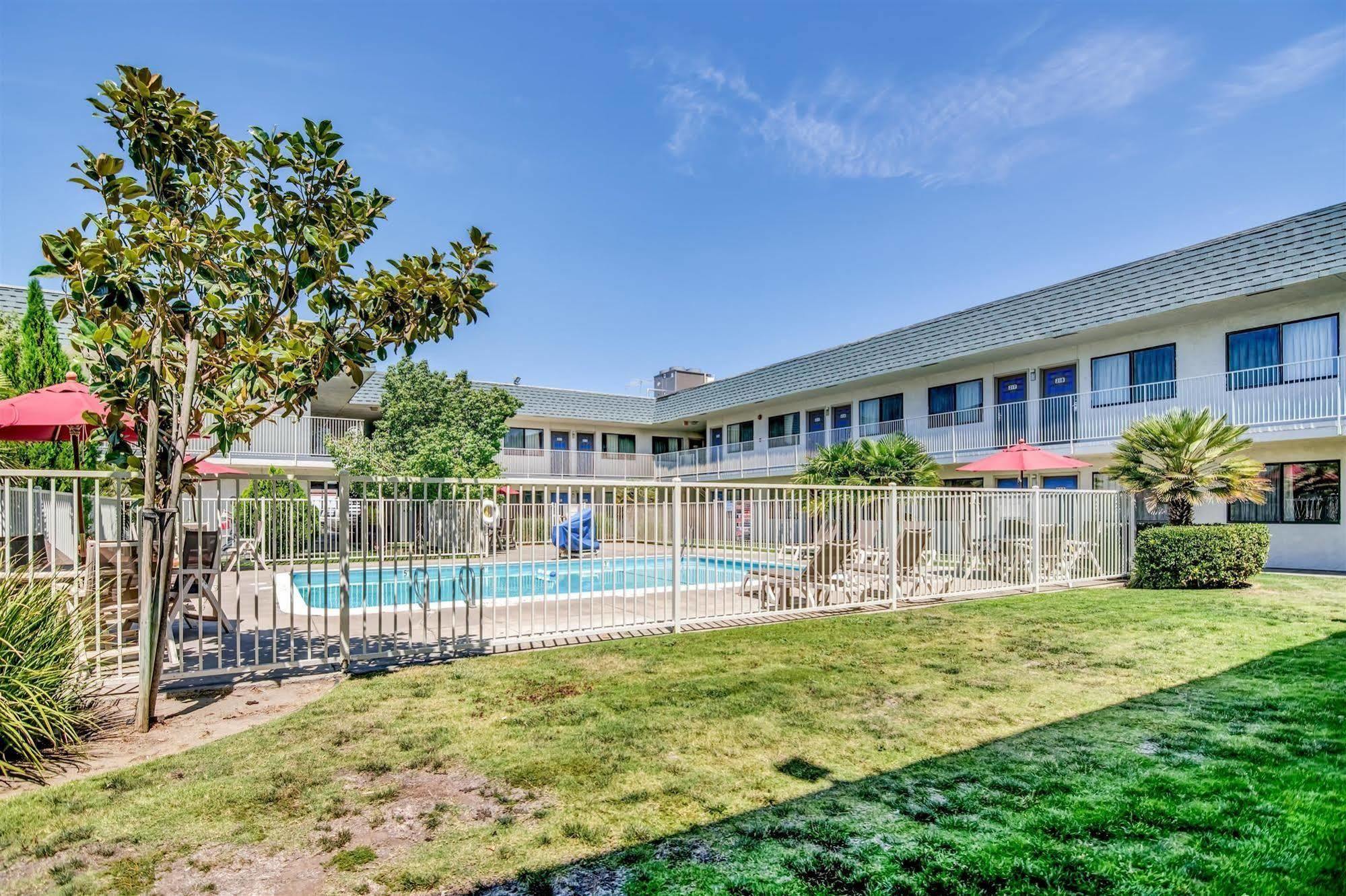 Park Inn By Radisson, Tracy Dış mekan fotoğraf